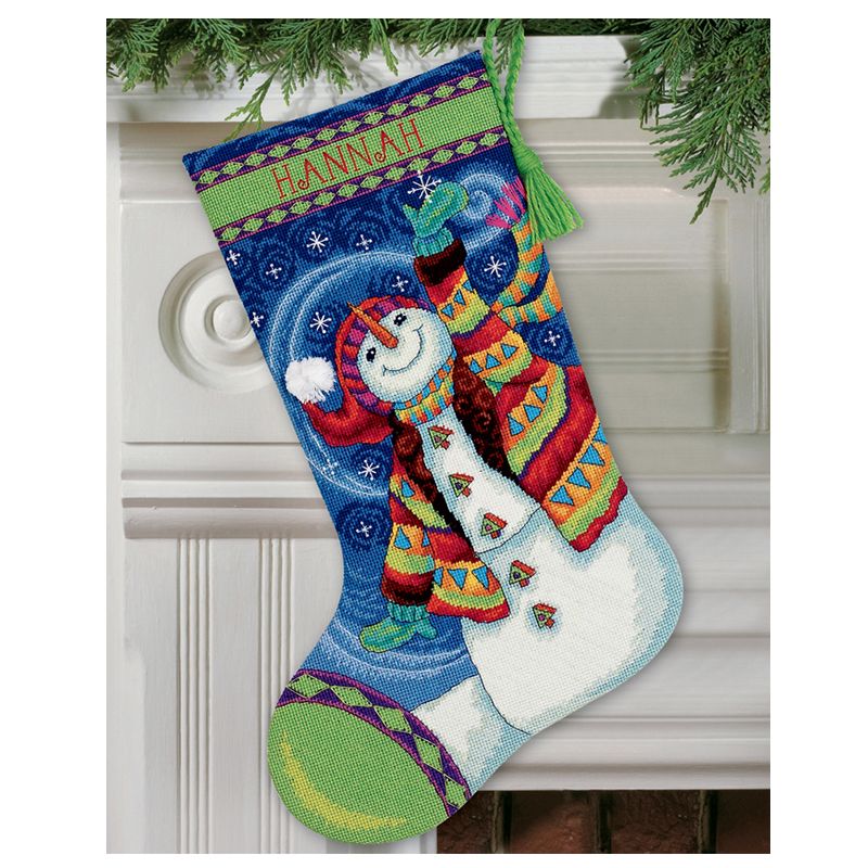 Points de croix : chaussette de Noël à réaliser, bonhomme de neige joyeux. Réf 57/95/D71-09143